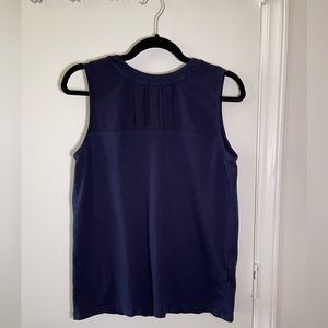 Banana Republic Sleeveless Top in Navy
